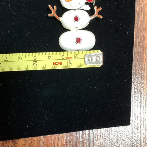 Vintage movable snowman enamel over silver toned metal pin w rhinestones - Picture 5 of 5